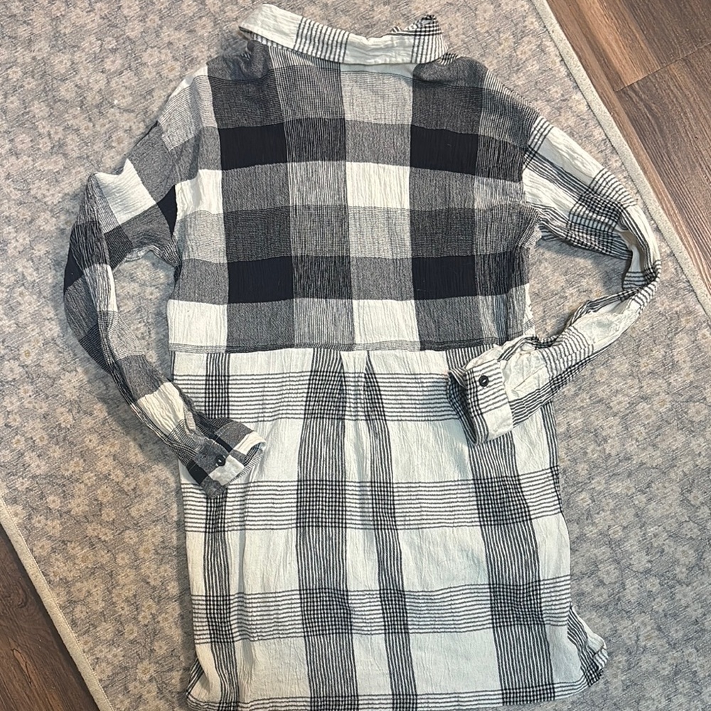 Topshop Monochrome Checkered Shirt - Picture 3 of 3